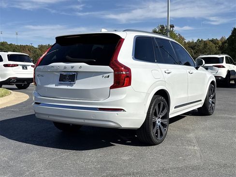 Used 2022 Volvo XC90 T6 Inscription w/ Advanced Package image 3
