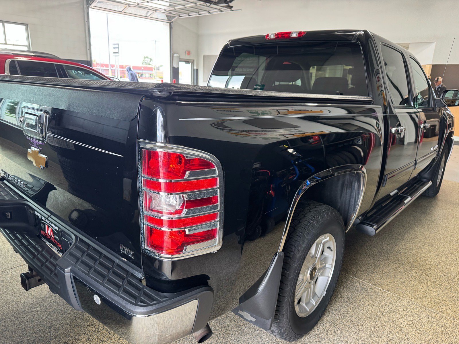 Used 2012 Chevrolet Silverado 1500 LTZ w/ LTZ Plus Package AWD/4WD image 5