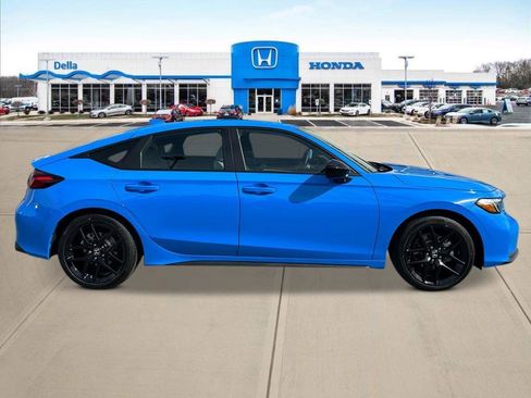 New 2025 Honda Civic Sport image 2