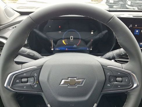 New 2026 Chevrolet Trax ACTIV w/ Sunroof Package image 11