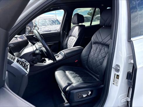 Used 2024 BMW X5 sDrive40i RWD image 22