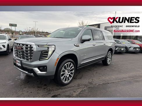 New 2026 GMC Yukon XL Denali w/ Sun & Power Step Package image 10