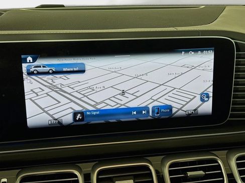 Used 2024 Mercedes-Benz Maybach GLS 600 4MATIC image 16