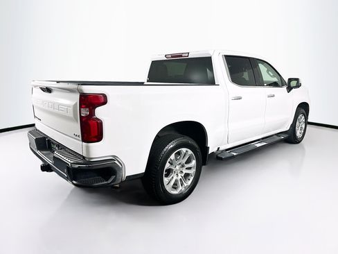 Used 2024 Chevrolet Silverado 1500 LTZ RWD image 9