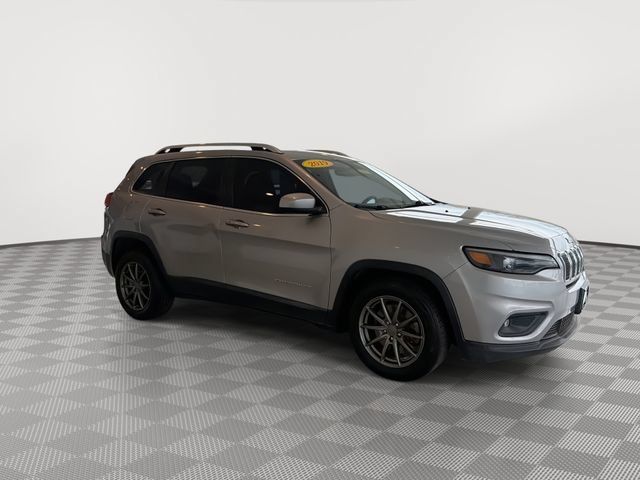 Used 2019 Jeep Cherokee Latitude Plus FWD image 13