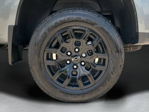 New 2026 Chevrolet Colorado W/T w/ WT Custom Package RWD image 28