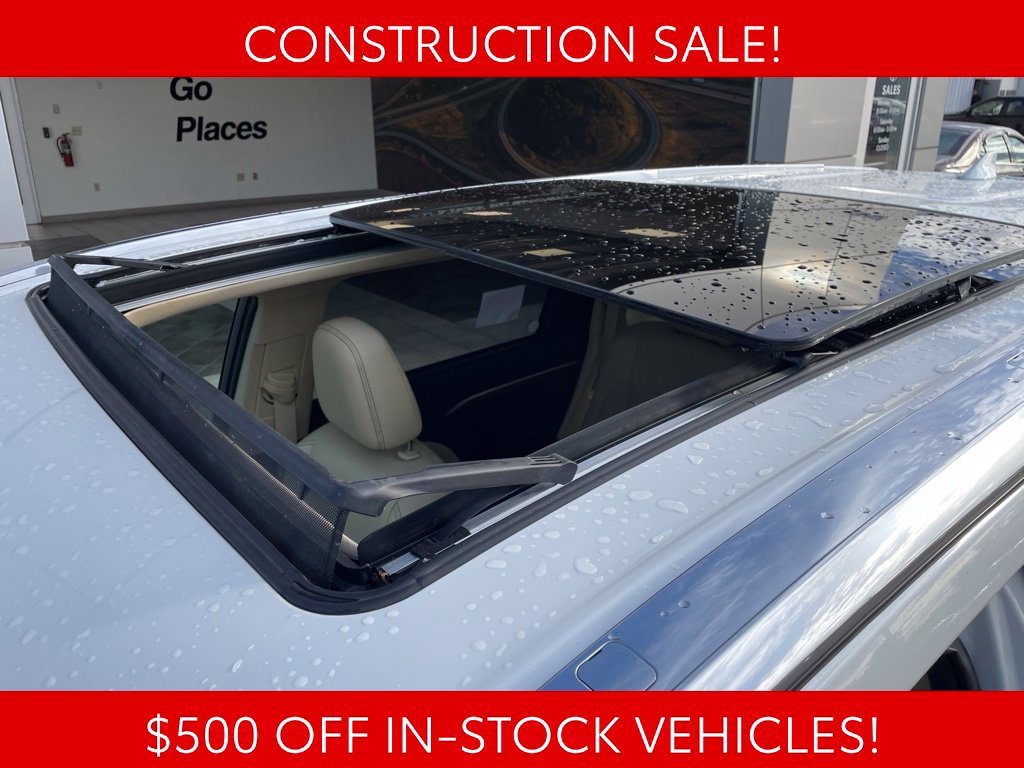 Used 2019 Toyota Highlander Limited Platinum AWD/4WD image 3
