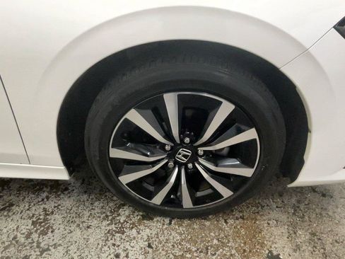 Used 2024 Honda Civic EX image 19