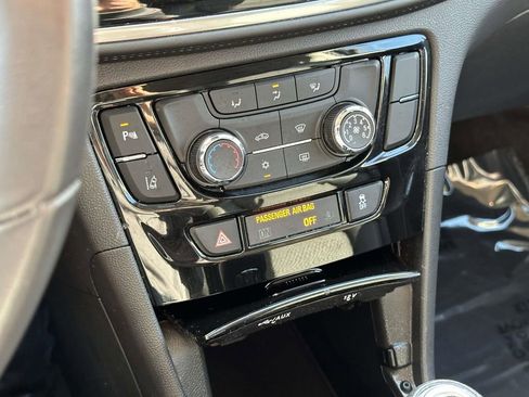 Certified 2022 Buick Encore Preferred w/ Safety Package II image 28