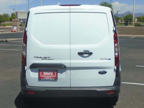 Used 2022 Ford Transit Connect XL FWD image 4