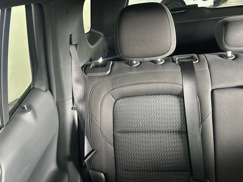 Used 2025 Chevrolet Equinox LT FWD image 12