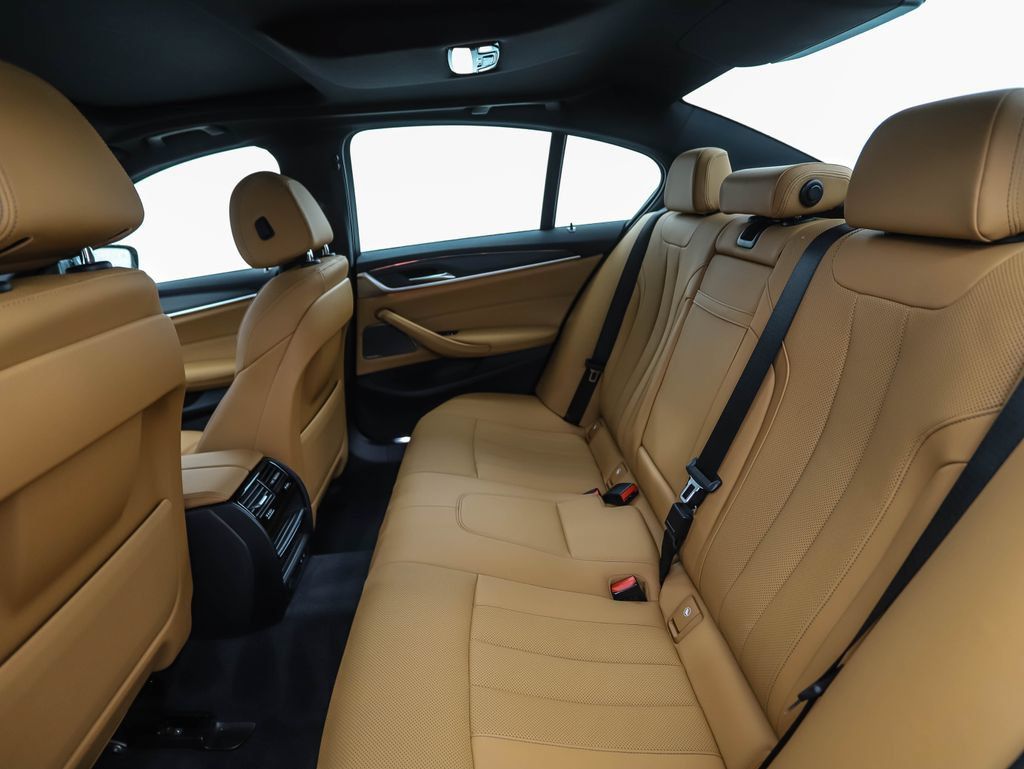 Certified 2023 BMW 530i xDrive w/ Premium Package AWD/4WD image 22