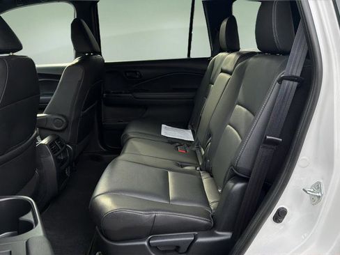 Used 2023 Honda Passport EX-L image 15