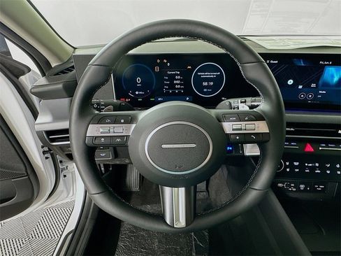 New 2025 Hyundai Sonata Limited image 7