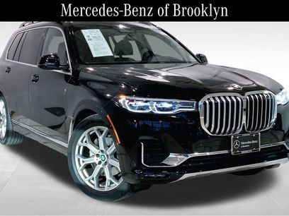 Used 2021 BMW X7 xDrive40i w/ Premium Package 2