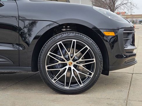 New 2026 Porsche Macan image 11