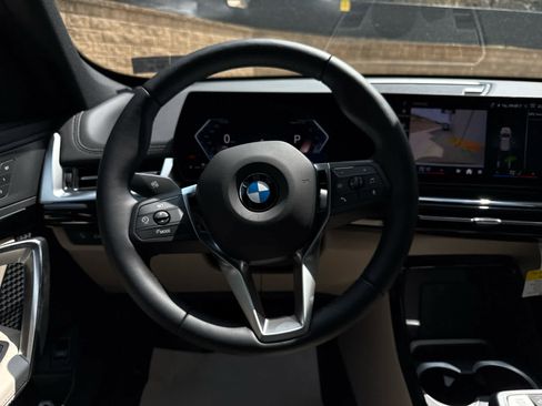 Used 2025 BMW X1 xDrive28i w/ Convenience Package image 10