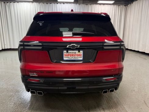 Used 2025 Chevrolet Traverse RS w/ LPO, Floor Liner Package AWD/4WD image 6