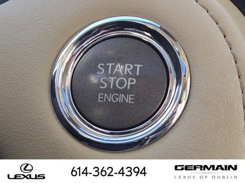 Used 2017 Lexus LX 570 4WD image 24