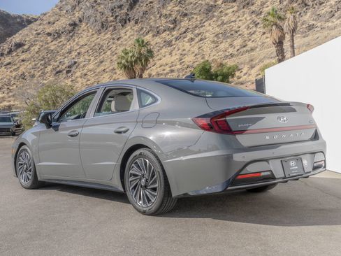 Used 2021 Hyundai Sonata Limited FWD image 7