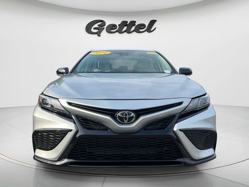 Used 2024 Toyota Camry SE FWD image 2