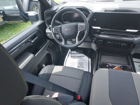 New 2026 Chevrolet Silverado 2500 ZR2 w/ ZR2 Bison Edition AWD/4WD image 15