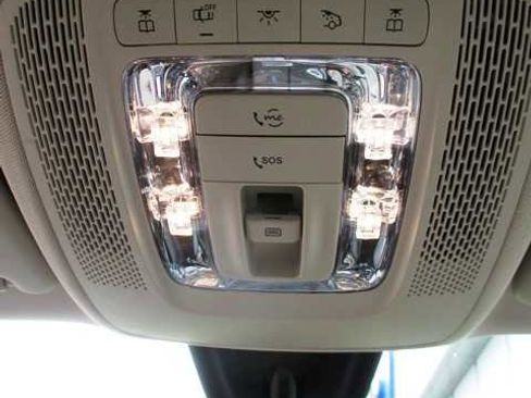 Used 2021 Mercedes-Benz GLA 250 4MATIC image 30