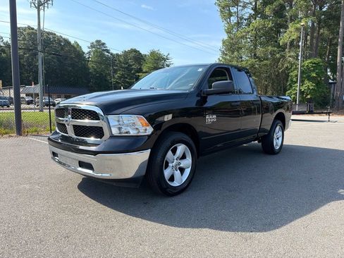 Used 2024 RAM 1500 Classic SLT AWD/4WD image 2