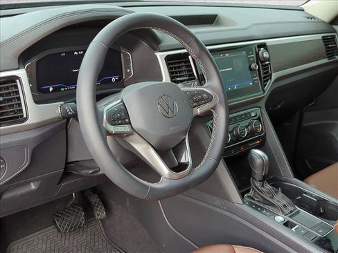 Used 2022 Volkswagen Atlas SE FWD image 9