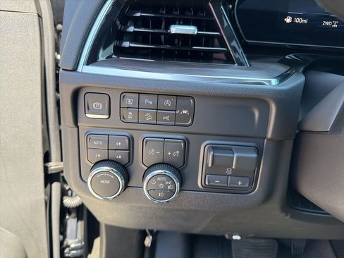 New 2026 Chevrolet Tahoe Premier w/ Sun And Tow Package AWD/4WD image 26
