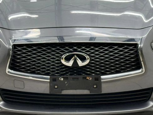 Used 2015 INFINITI Q50 Premium w/ Navigation Package AWD/4WD image 5
