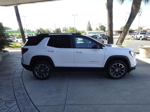 New 2027 GMC Terrain Elevation AWD/4WD image 8