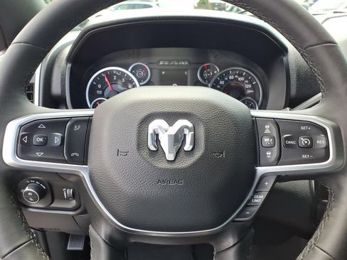 Certified 2026 RAM 2500 Big Horn AWD/4WD image 5