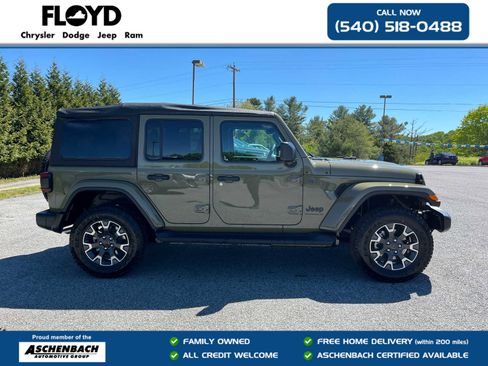 New 2026 Jeep Wrangler Unlimited Sahara AWD/4WD image 2