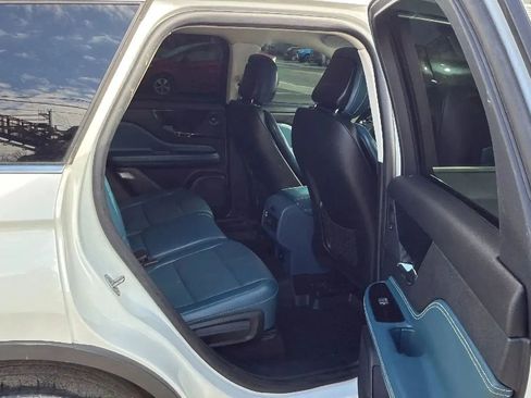 Used 2020 Lincoln Corsair Reserve w/ Equipment Group 201A image 25