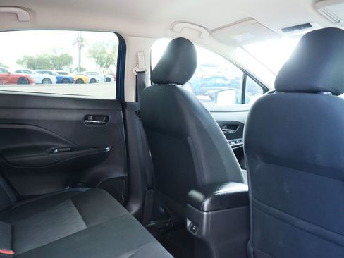 Used 2023 Nissan Versa SV image 28