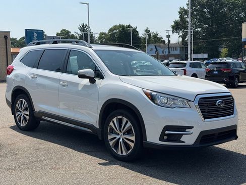 Used 2021 Subaru Ascent Limited w/ Technology Package AWD/4WD image 5