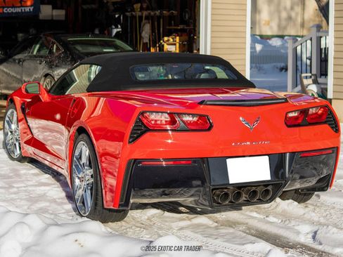 Used 2018 Chevrolet Corvette Stingray Convertible w/ 2LT Preferred Equipment Group image 6
