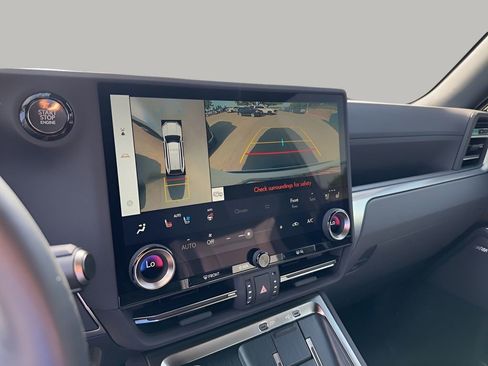 Used 2024 Lexus GX 550 550 Luxury w/ Accessory Package (Z1) image 37