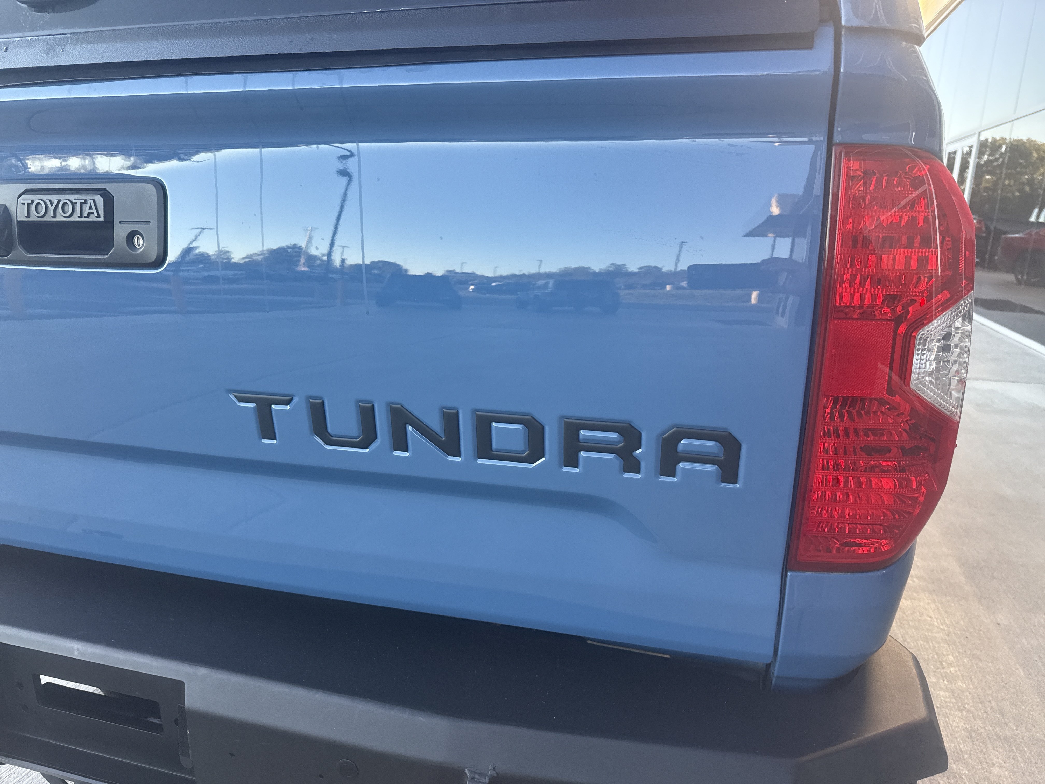 Used 2019 Toyota Tundra SR5 w/ TRD Sport Package AWD/4WD image 21