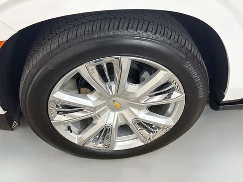 Used 2024 Chevrolet Tahoe High Country image 36