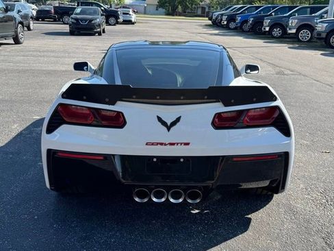 Used 2016 Chevrolet Corvette Stingray Coupe RWD image 6