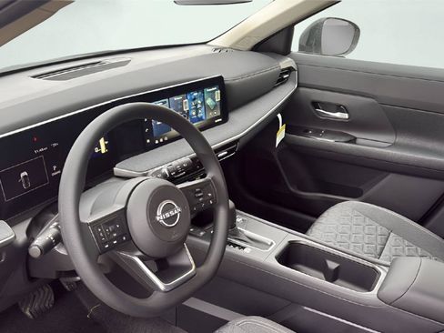 New 2026 Nissan Kicks SV FWD image 9