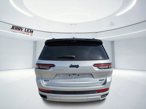 New 2025 Jeep Grand Cherokee L Summit w/ Advanced Protech Group IV image 4