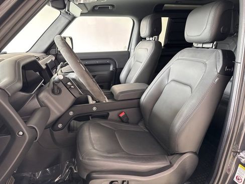 Used 2024 Land Rover Defender 90 V8 image 25