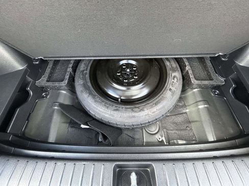 Used 2024 Kia Sportage SX image 16