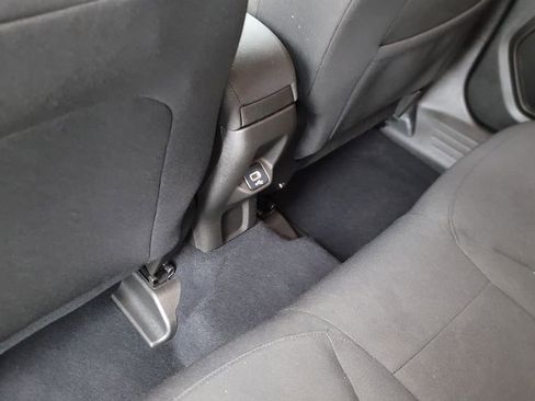 Used 2021 Jeep Renegade Latitude image 26