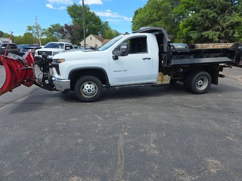 Used 2020 Chevrolet Silverado 3500 W/T w/ WT Convenience Package AWD/4WD image 1