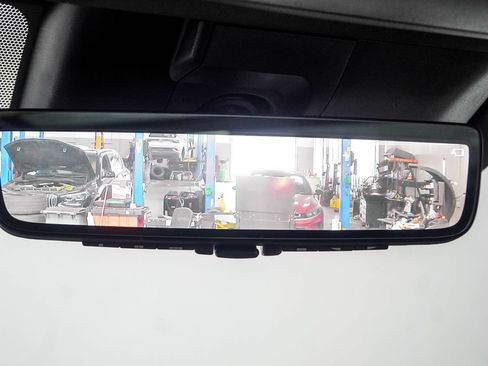Used 2022 Toyota Tundra Capstone AWD/4WD image 43