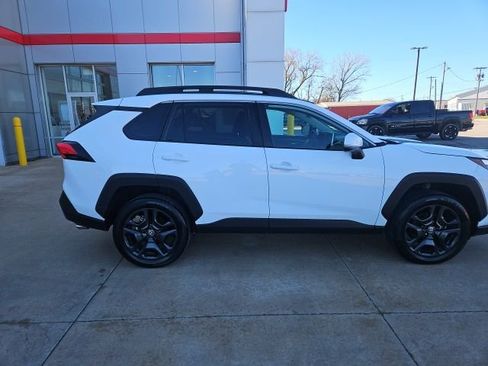 Used 2024 Toyota RAV4 Adventure image 8